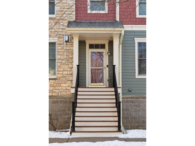 10756 Falling Water Lane Unit B Saint Paul MN 55129 - MLS# 7060174