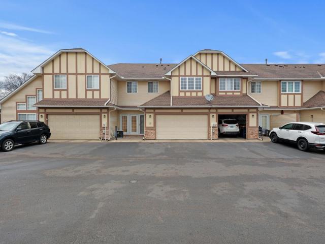 4013 Meadowlark Curve Eagan MN 55122 - MLS# 7060393