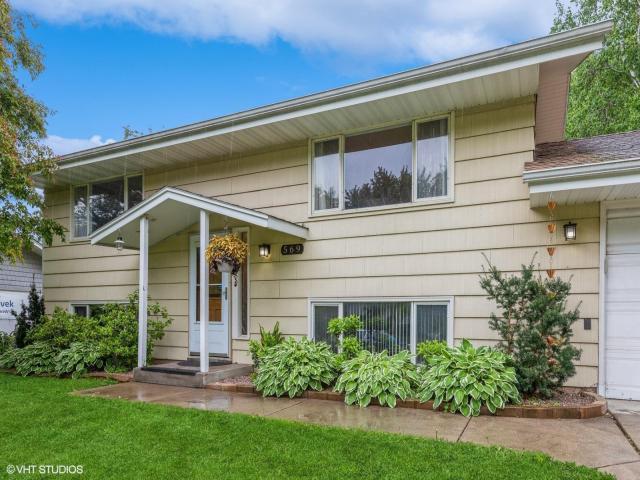 569 Riviera Drive Saint Paul MN 55112 - MLS# 7060460