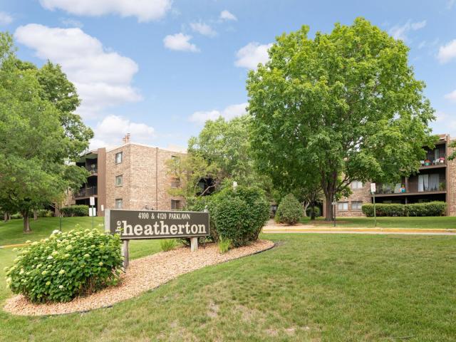 4120 Parklawn Avenue Unit 222 Edina MN 55435 - MLS# 7060596