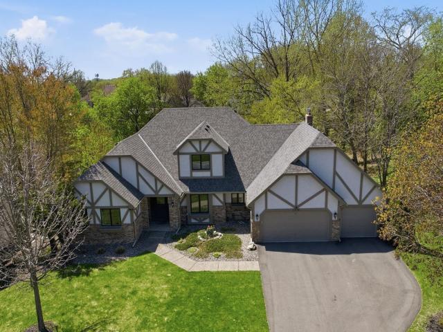 1316 Summit Oaks Drive Burnsville MN 55337 - MLS# 7060632