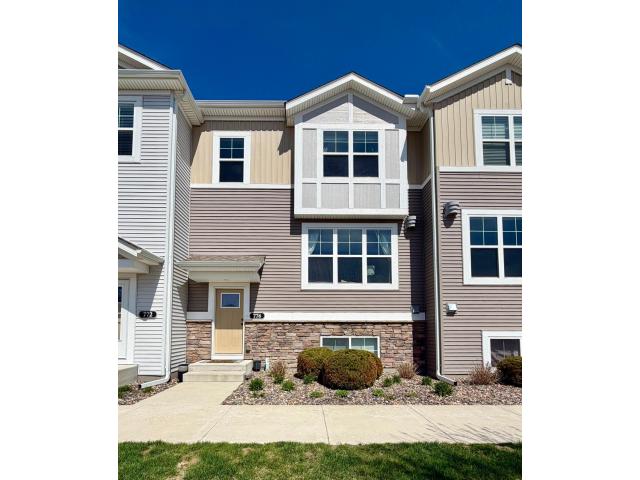 776 Roselyn Drive Victoria MN 55386 - MLS# 7060645