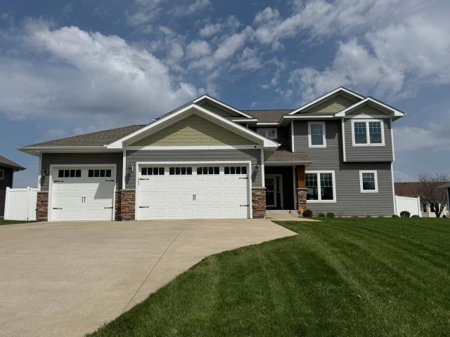 210 Hickory Lane NE Owatonna MN 55060 - MLS# 7060675