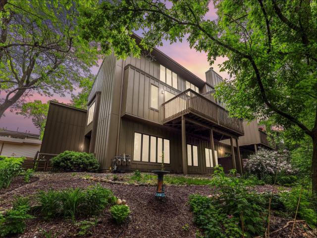 8970 Neill Lake Road Eden Prairie MN 55347 - MLS# 7060933