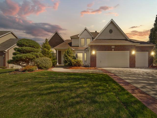 9756 211th Street W Lakeville MN 55044 - MLS# 7060966