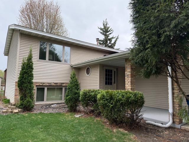 879 Westview Court Shoreview MN 55126 - MLS# 7061089