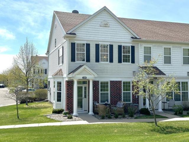 1249 Chateau Avenue Unit 405 Maplewood MN 55109 - MLS# 7061132