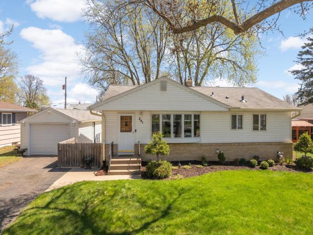 241 9th Avenue NW Saint Paul MN 55112 - MLS# 7061259