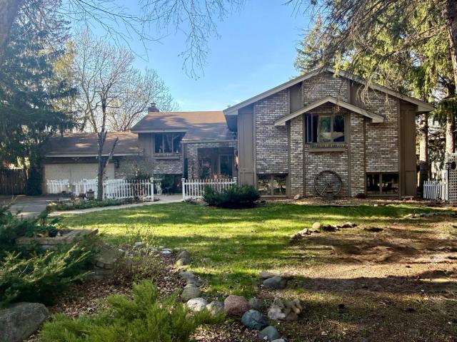 7800 Somerset Woodbury MN 55125 - MLS# 7061271