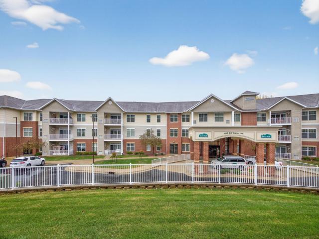 1880 3rd Avenue NW Unit 211 Rochester MN 55901 - MLS# 7061330