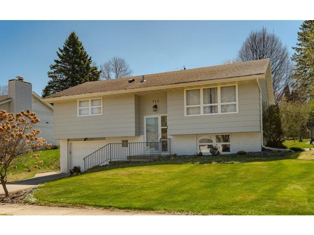 720 Zumbro Drive NW Rochester MN 55901 - MLS# 7061447