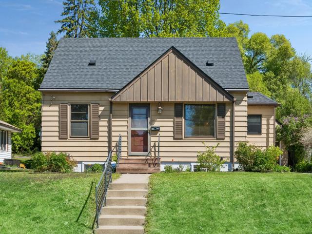 1041 36th Avenue NE Minneapolis MN 55418 - MLS# 7061465