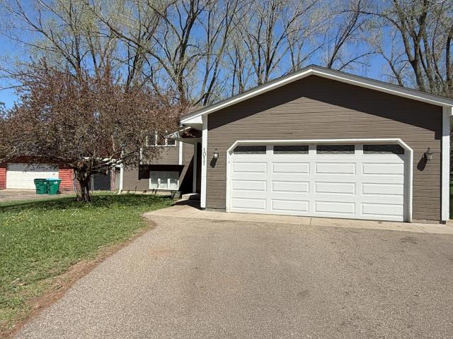 1011 103rd Lane NW Minneapolis MN 55433 - MLS# 7061488