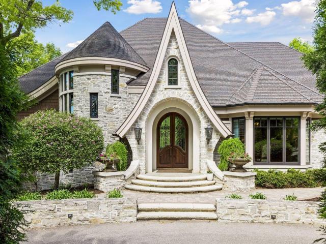 18083 Bearpath Trail Eden Prairie MN 55347 - MLS# 7061490