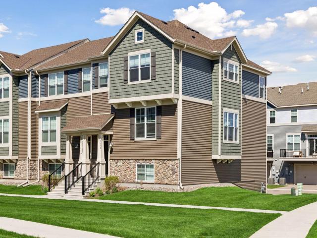 7574 38th Street N Saint Paul MN 55128 - MLS# 7061688