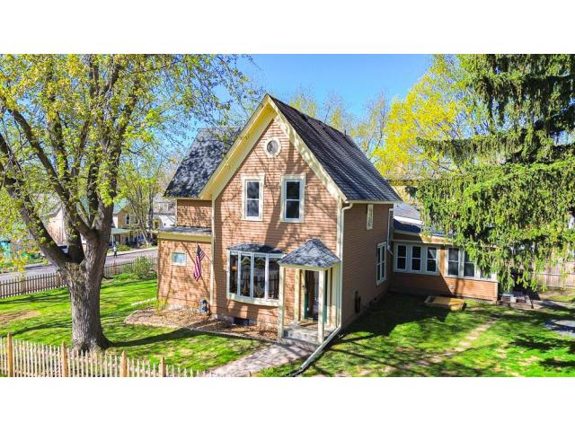 906 4th Street N Stillwater MN 55082 - MLS# 7061795