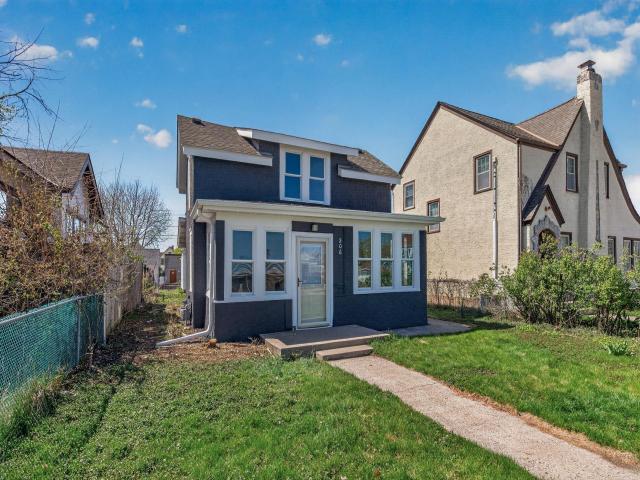 206 6th Avenue S South Saint Paul MN 55075 - MLS# 7061840