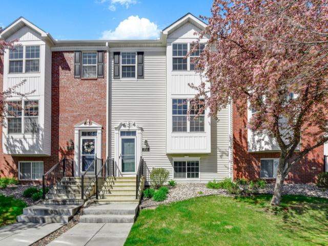 1718 Riverside Drive Shakopee MN 55379 - MLS# 7061845