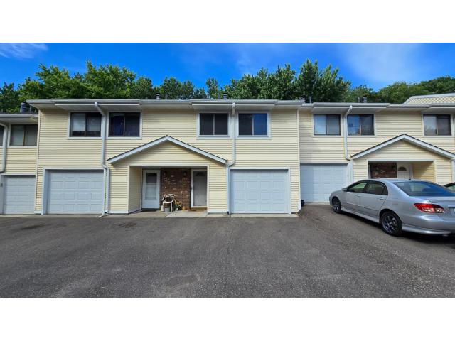 3214 Valley Ridge Drive Eagan MN 55121 - MLS# 7061912