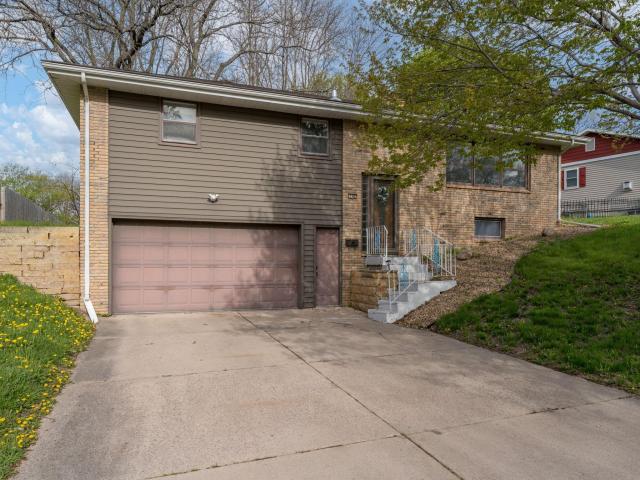 110 S Belmont Drive Mankato MN 56001 - MLS# 7061940