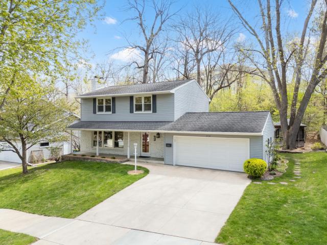 2110 Valkyrie Drive NW Rochester MN 55901 - MLS# 7061952