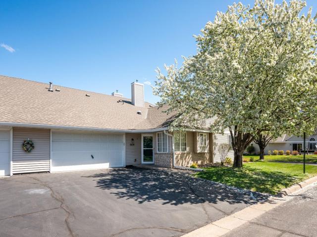 8639 Prestwick Lane N Minneapolis MN 55443 - MLS# 7061997