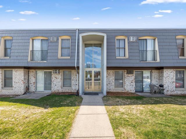 810 9th Avenue S Unit 8 Hopkins MN 55343 - MLS# 7062051