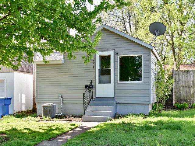 959 W 2nd Street Winona MN 55987 - MLS# 7062281
