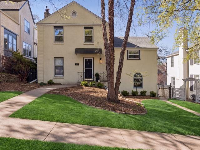 2236 Princeton Avenue Saint Paul MN 55105 - MLS# 7062382