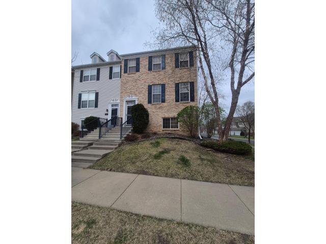 9980 Wildflower Drive Eden Prairie MN 55347 - MLS# 7062437