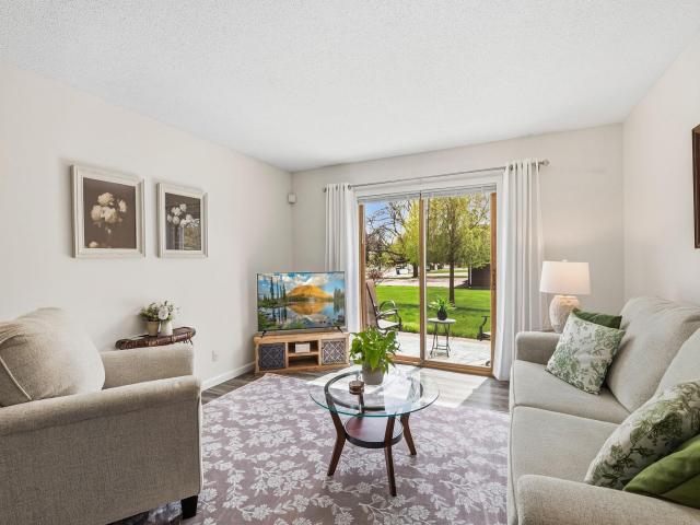3295 Greenbrier Street Unit D105 Saint Paul MN 55127 - MLS# 7062757