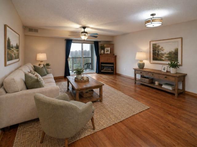 1321 Lake Drive W Unit 302 Chanhassen MN 55317 - MLS# 7062783