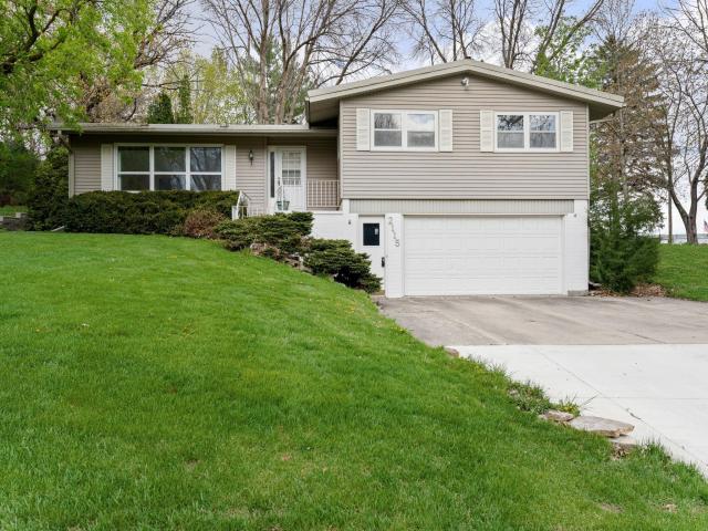 2115 Linn Drive Owatonna MN 55060 - MLS# 7062812