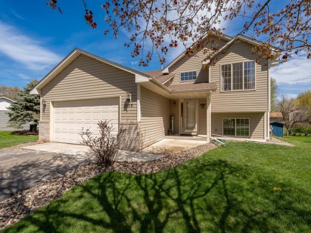 1105 Apgar Street S Shakopee MN 55379 - MLS# 7062867