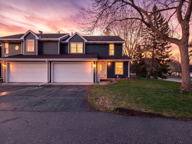 6512 Upper 23rd Street N Saint Paul MN 55128 - MLS# 7062876