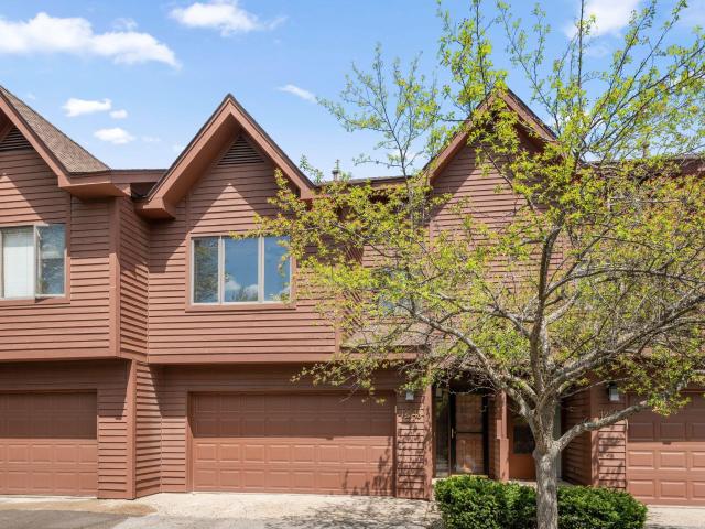 12548 Parkwood Drive Burnsville MN 55337 - MLS# 7062948
