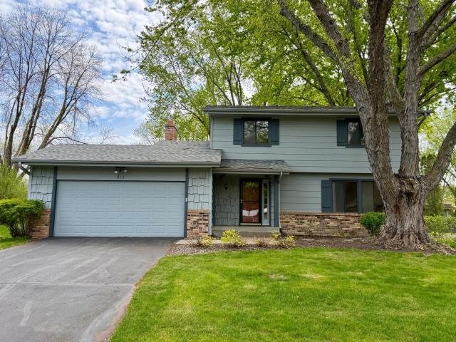 513 Laredo Lane Chanhassen MN 55317 - MLS# 7063097