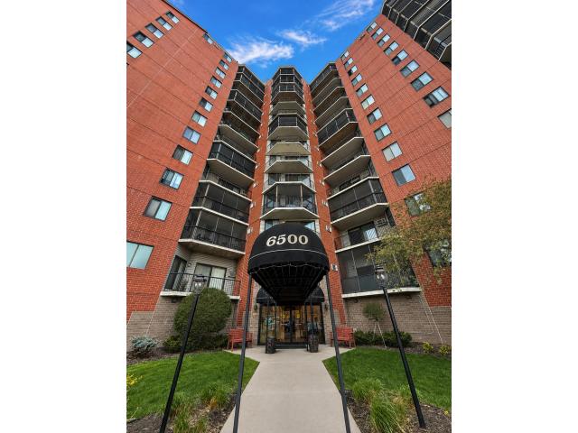 6500 Woodlake Drive Unit 707 Richfield MN 55423 - MLS# 7063158