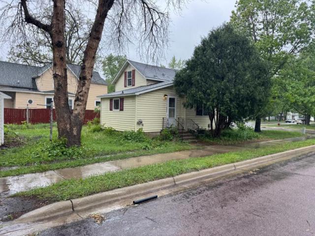 605 Division Street W Faribault MN 55021 - MLS# 7063205