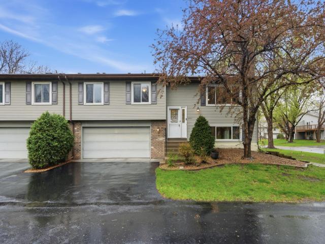 14381 92nd Avenue N Maple Grove MN 55369 - MLS# 7063246