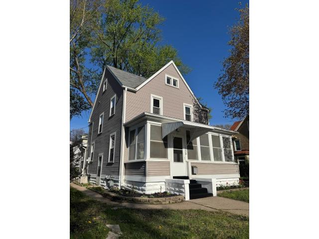 128 3rd Avenue S South Saint Paul MN 55075 - MLS# 7063271