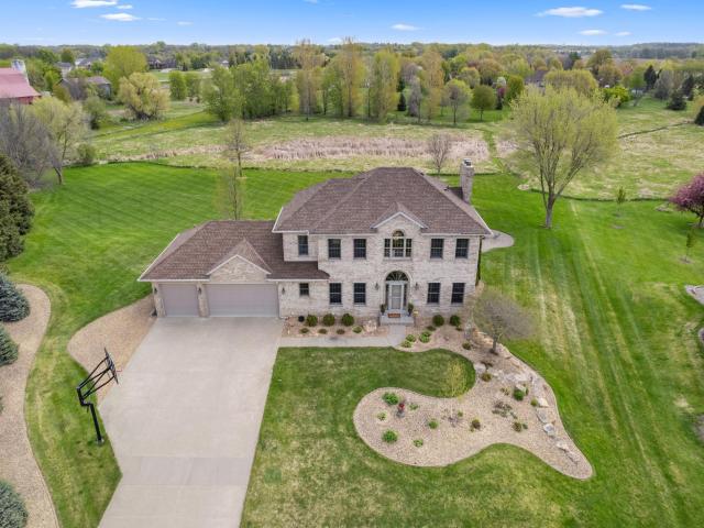 744 Theis Drive Shakopee MN 55379 - MLS# 7063336