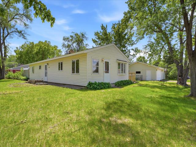 10050 Palm Street NW Minneapolis MN 55433 - MLS# 7063364