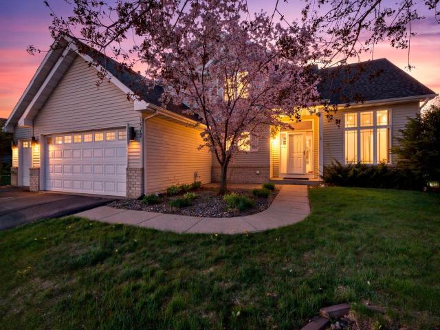 1672 Windsor Drive S Shakopee MN 55379 - MLS# 7063377