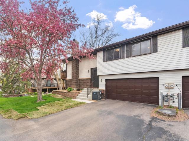 10706 Zinran Circle S Minneapolis MN 55438 - MLS# 7063388