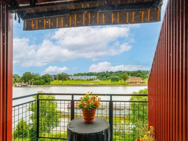 240 Spring Street Unit 325 Saint Paul MN 55102 - MLS# 7063461