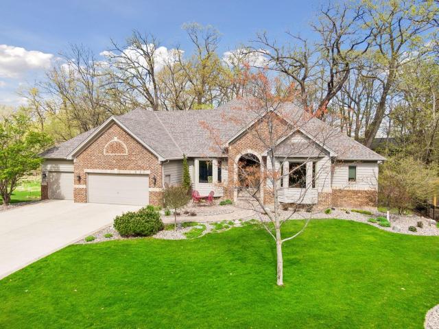 2865 Autumn Woods Drive Chaska MN 55318 - MLS# 7063574
