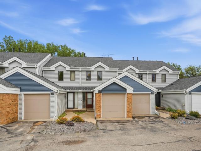 3040 Shields Drive Unit 104 Eagan MN 55121 - MLS# 7063618