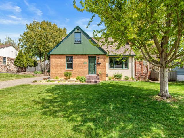 1420 Winnetka Avenue N Minneapolis MN 55427 - MLS# 7064048