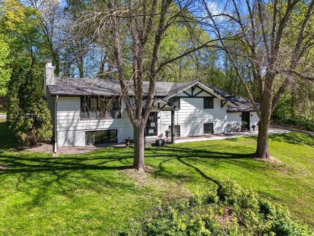 17046 Chiltern Hills Road Minnetonka MN 55345 - MLS# 7064130